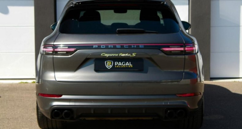 Porsche Cayenne TURBO S E-HYBRID | PANO PDLS+ CAMERA 360 VISION NOCTURNE ACC 2019 - photo n°4 Porsche Cayenne TURBO S E-HYBRID | PANO PDLS+ CAMERA 360 VISION NOCTURNE ACC  occasion à Sainte-Croix-en-Plaine - photo n°4